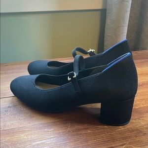 Rothys Black Mary Jane Block Heels Like New!